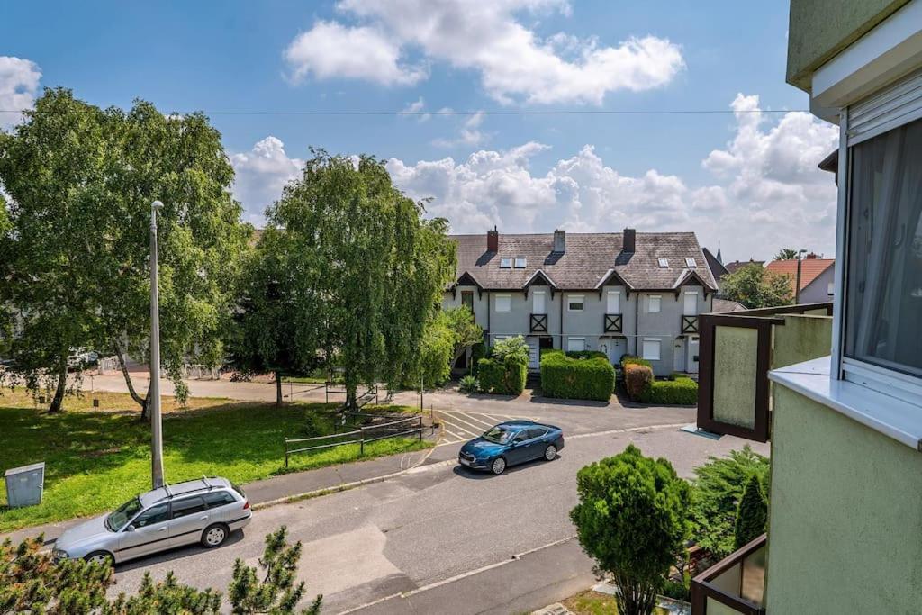 Apartman Nobilis Heviz Bagian luar foto